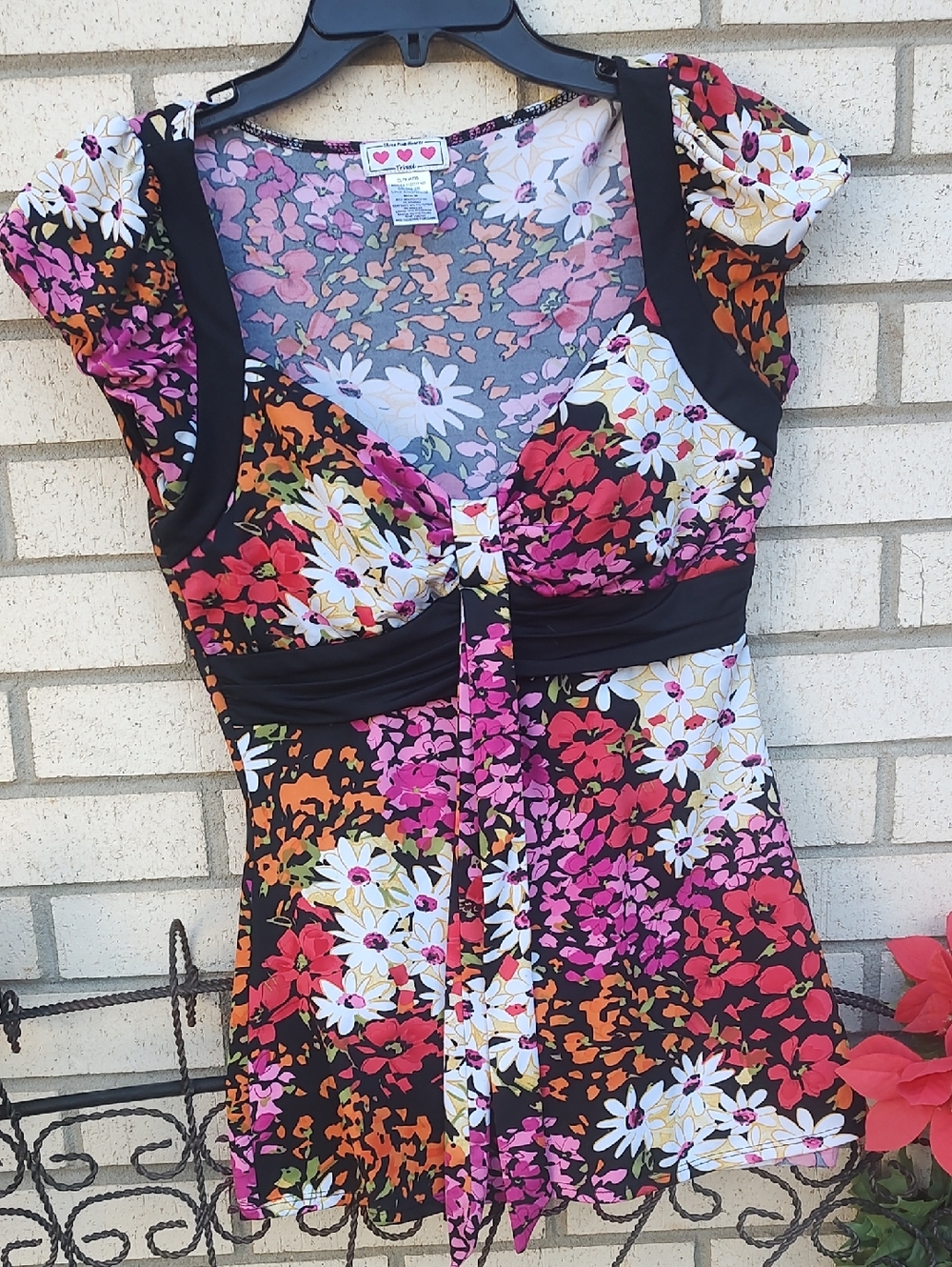 Spring flower Top - Picture 2 of 9